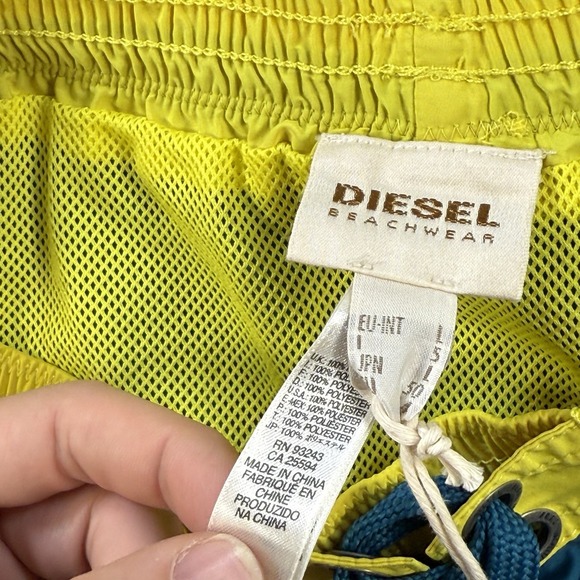 Diesel Beachwear Shorts Mens Large Blue Yellow Mesh Lined Swim Trunks Drawstring - Picture 4 of 10